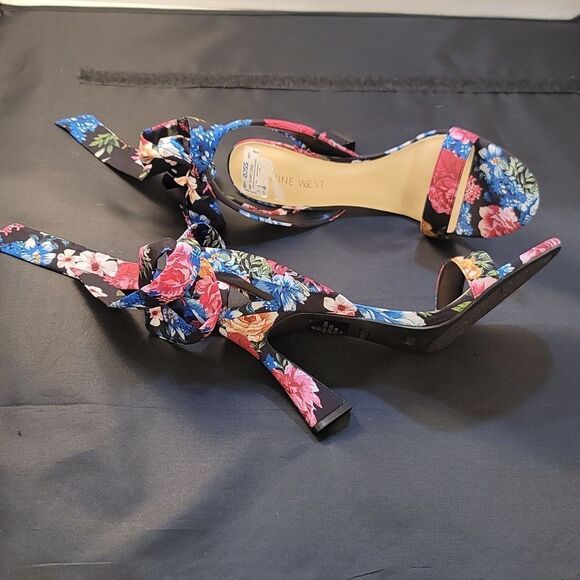 BRAND NEW NINE WEST KOBS ANKLE BOWNOT TIE SANDAL (WOMEN) - Picture 7 of 16